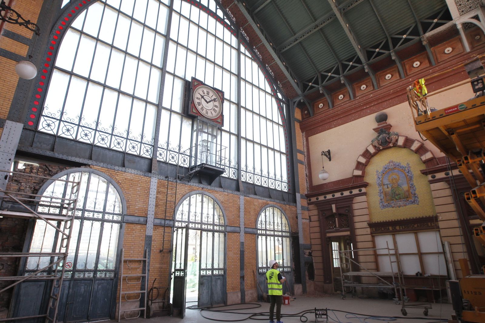 Las imágenes de las obras de la antigua estación de ferrocarril de Almería