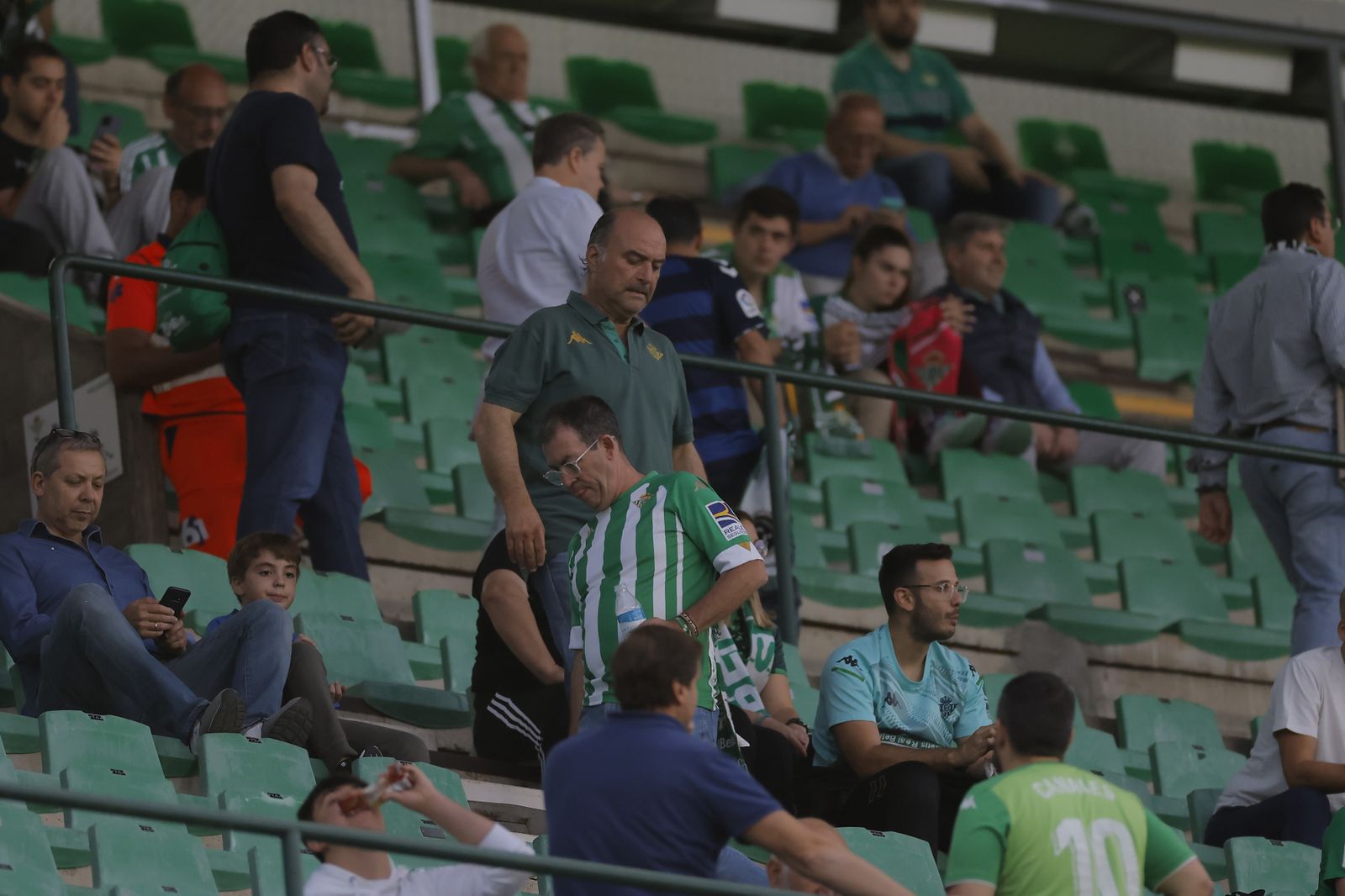 Búscate en las fotos de Betis-Getafe