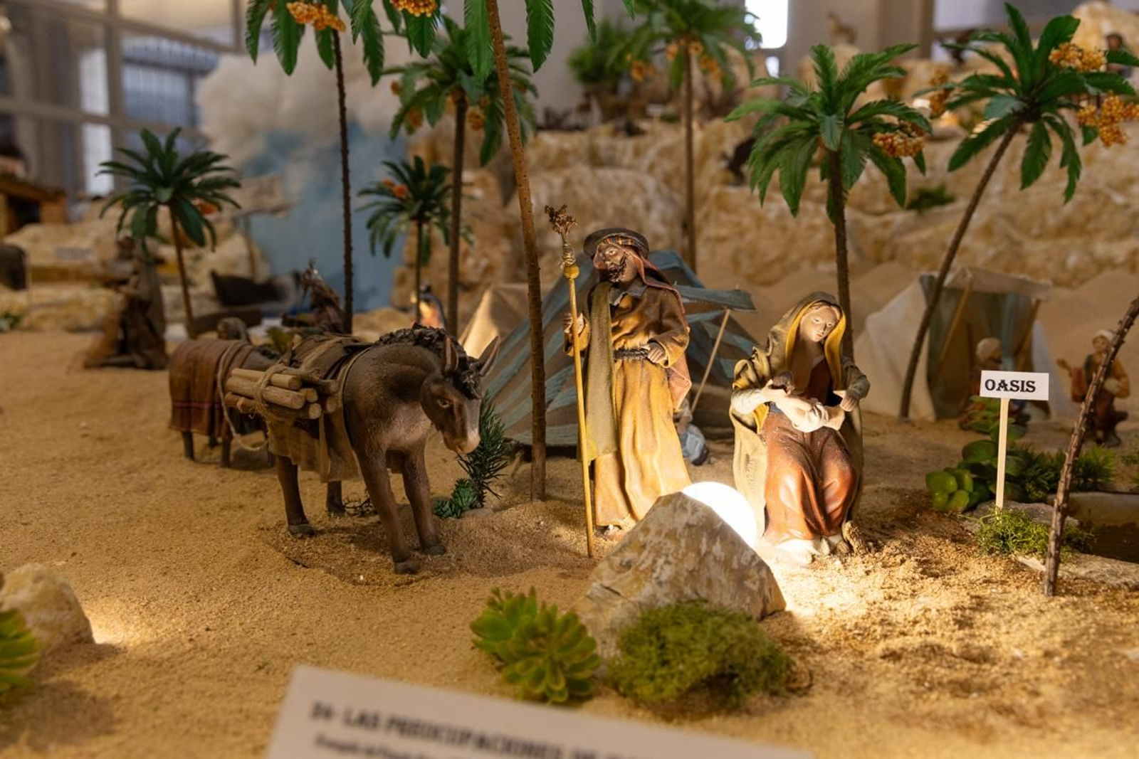 En imágenes: así es el Belén Bíblico con más de un millar de piezas artesanas de los abuelos María y Rafael