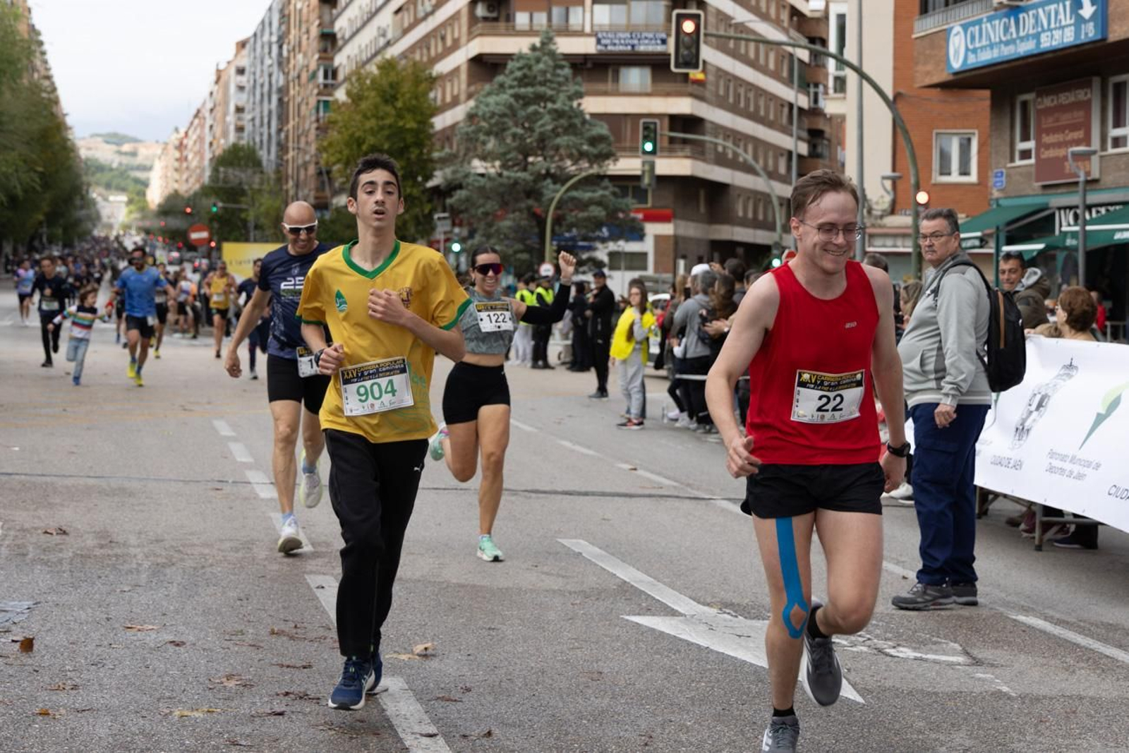 Atletismo por la paz y la integración en la XXV Carrera y Caminata del IES Santa Catalina de Alejandría (I)