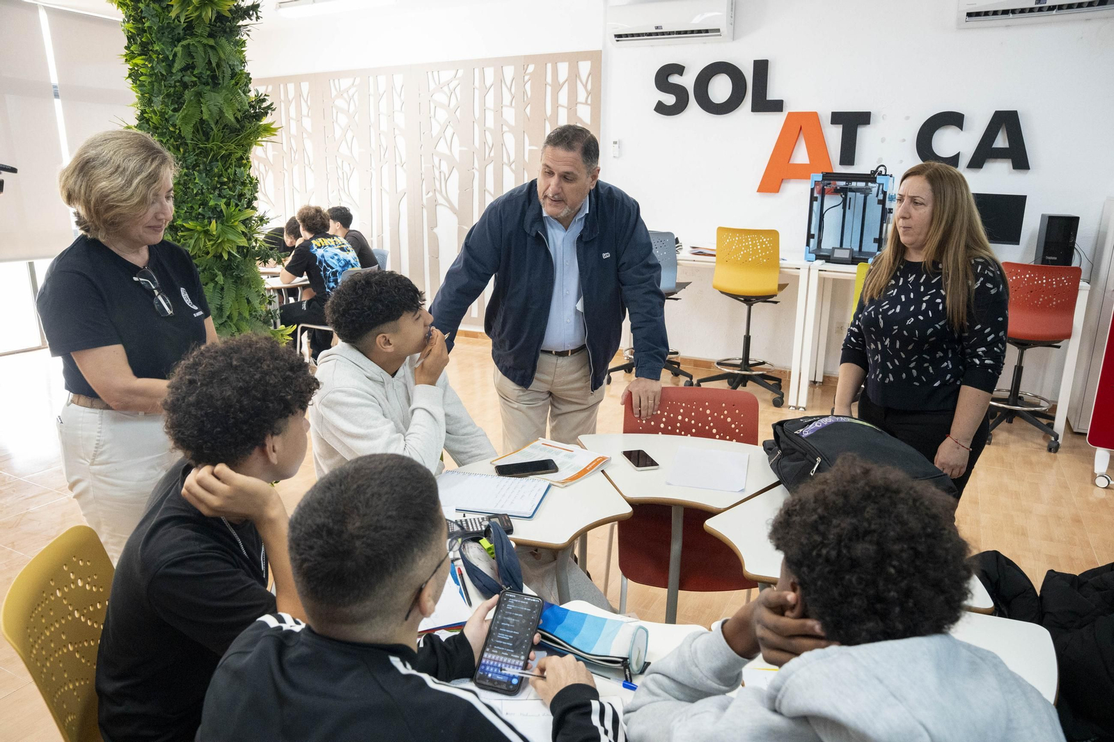 Visitamos el IES Sol de Portocarrero de La Cañada de San Urbano para ver las nuevas infraestructuras para FP en los centros educativos de la provincia de Almería, en imágenes