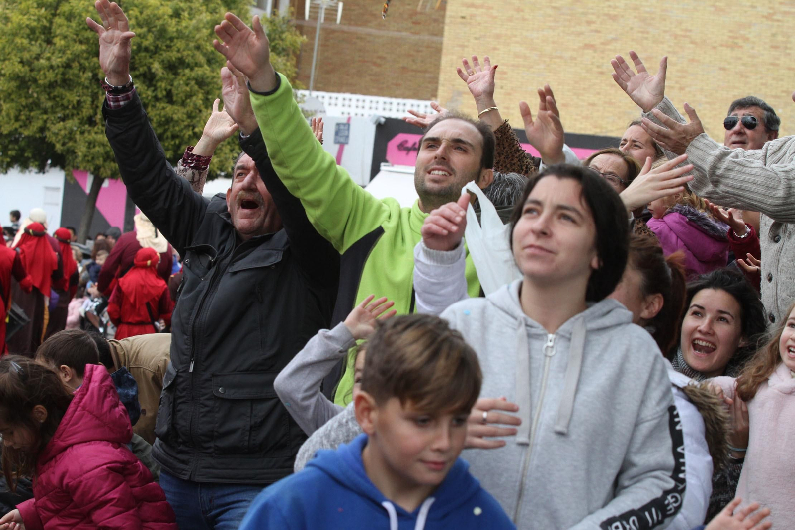 Cabalgata de los Reyes Magos 2018: Melchor, Gaspar y Baltazar adelantan su salida para llenar de ilusión las calles de Huelva