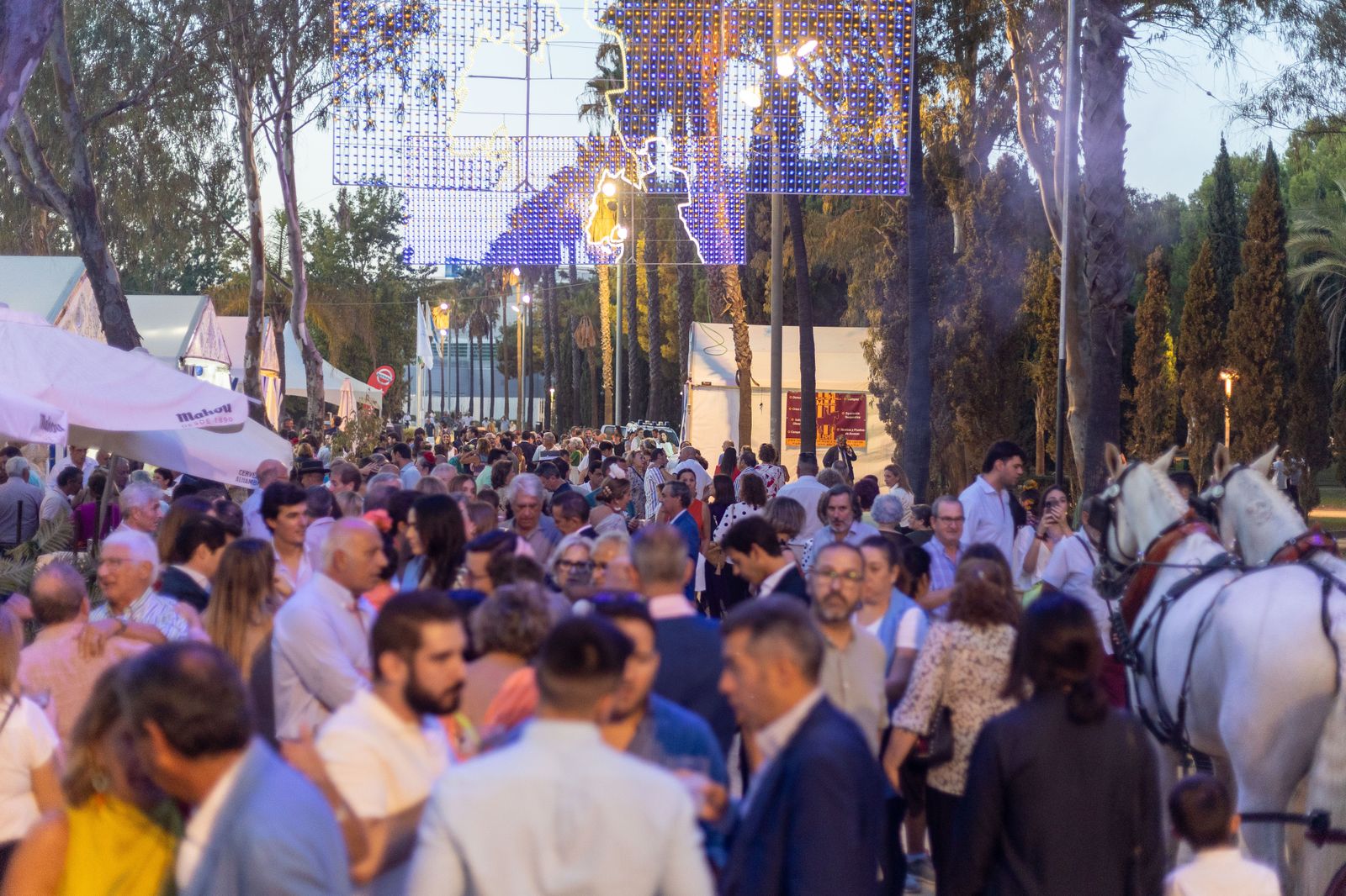 Feria del Caballo 2023: imágenes del ambiente de la noche del jueves