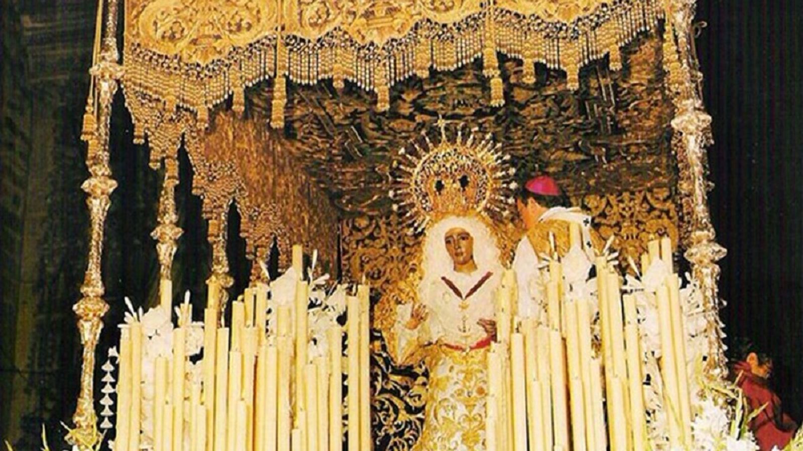 Coronación de la Esperanza de Triana en 1984.