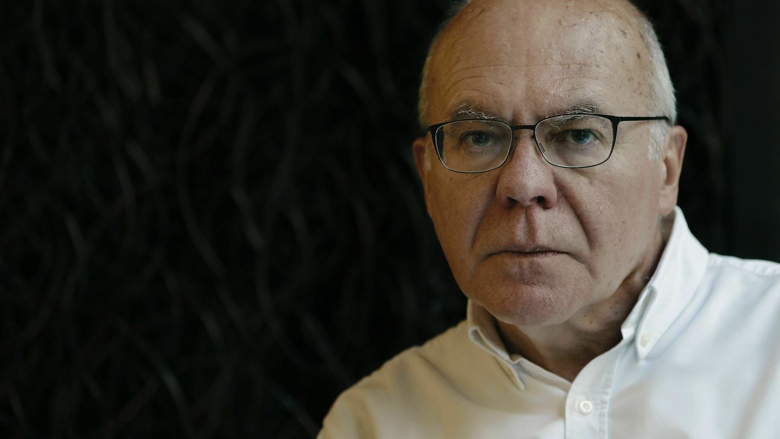 En 1990, Navarro ganó el Premio Herralde de Novela con 'Accidentes íntimos'.