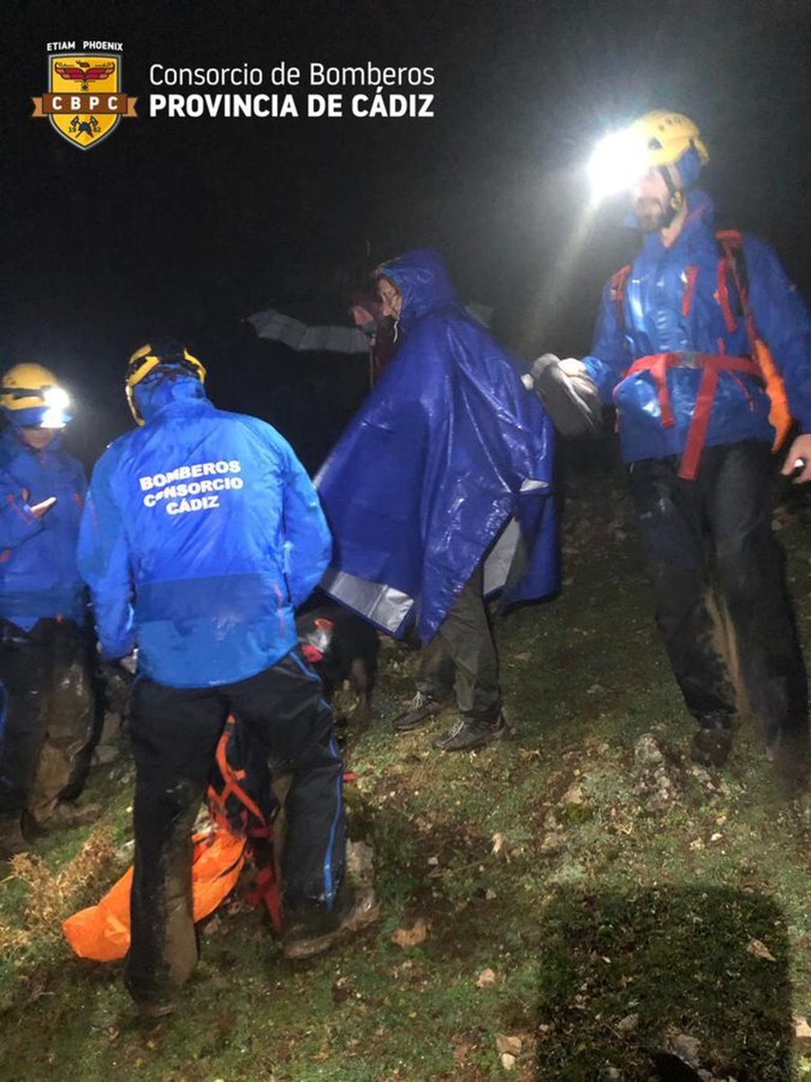 Rescatados tres senderistas alemanes perdidos en Benaocaz