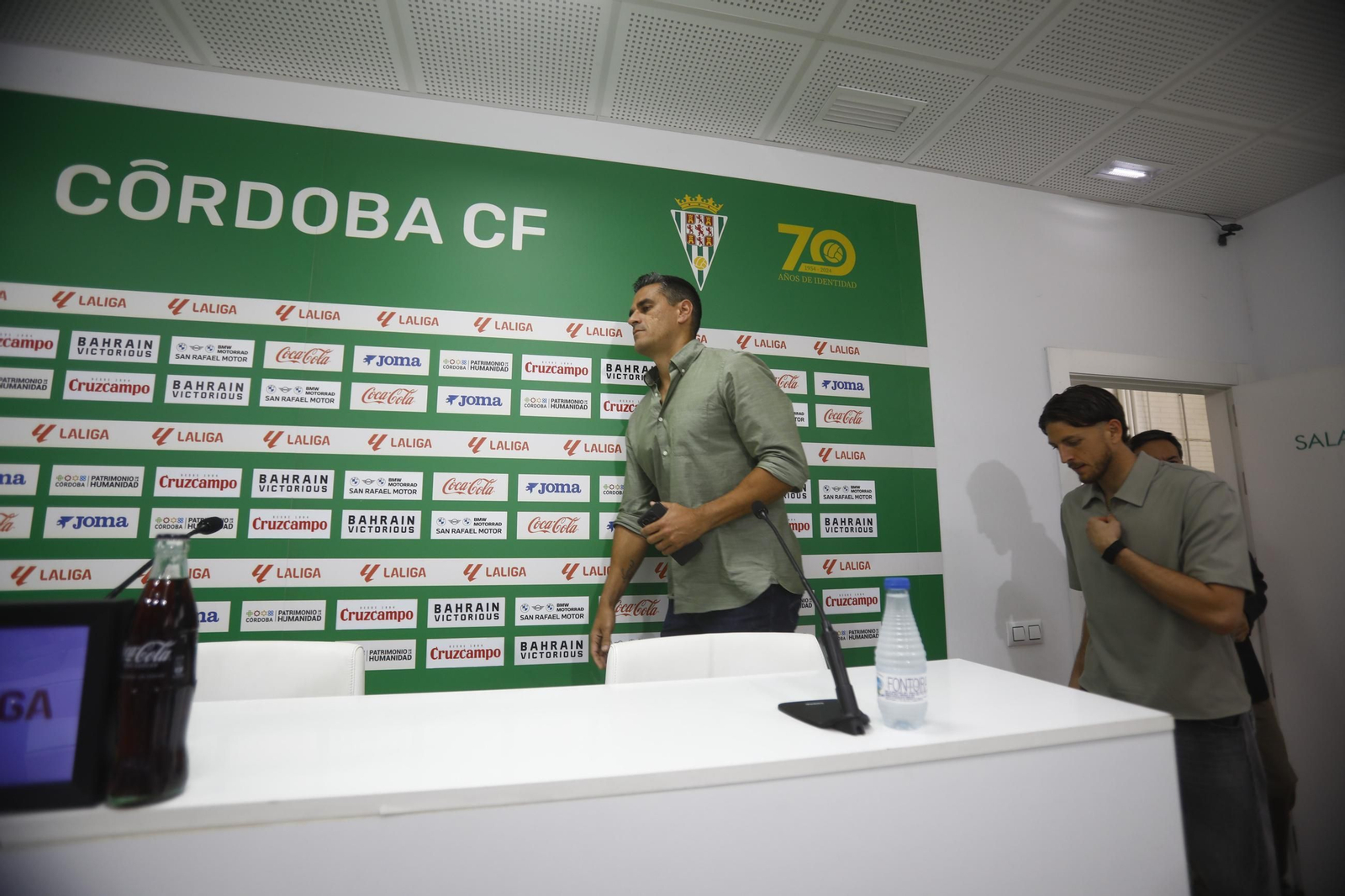 La presentación de la ampliación de contrato de Carlos Marín con el Córdoba CF, en imágenes
