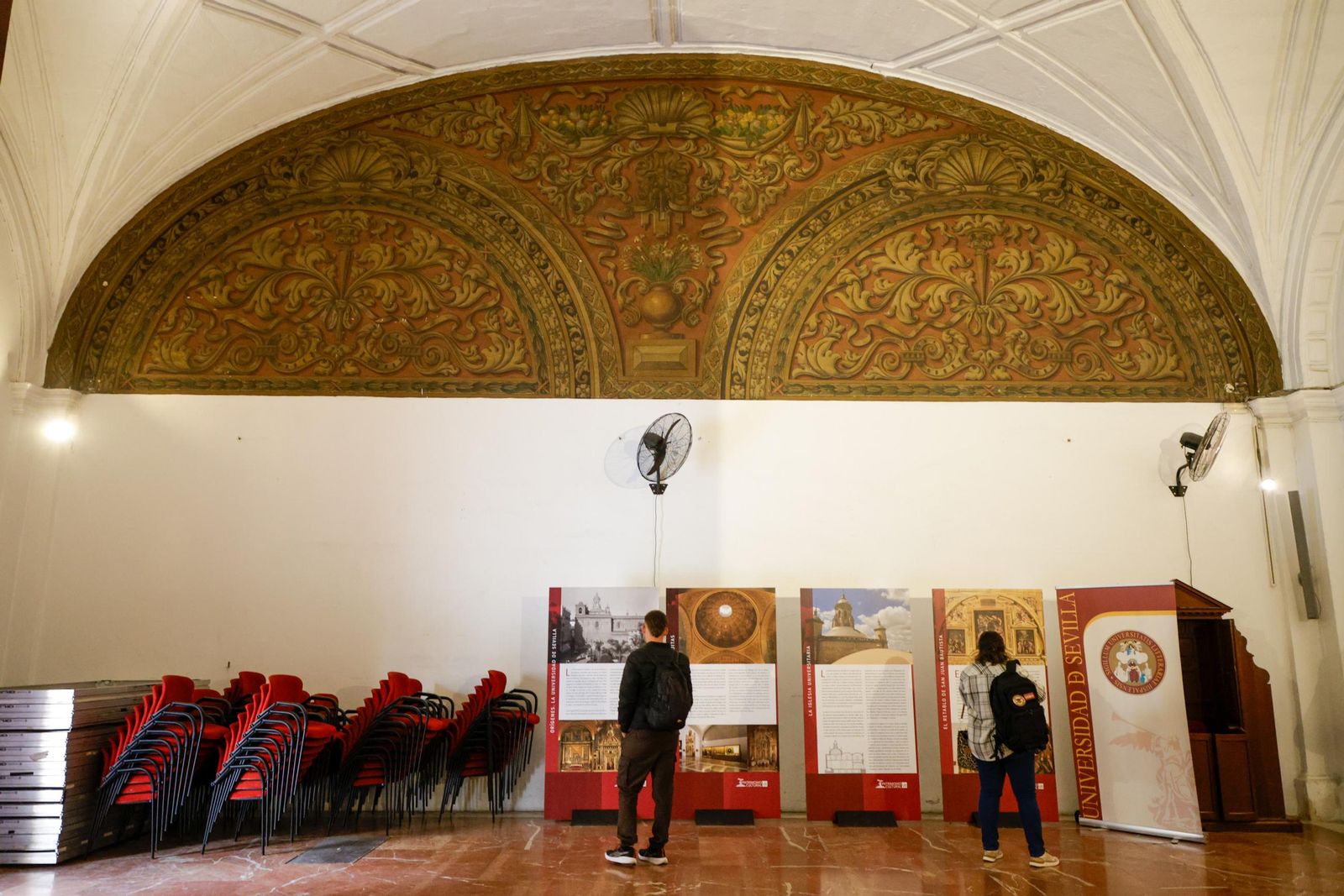 Las imágenes de la visita a las cubiertas de la Iglesia de la Anunciación