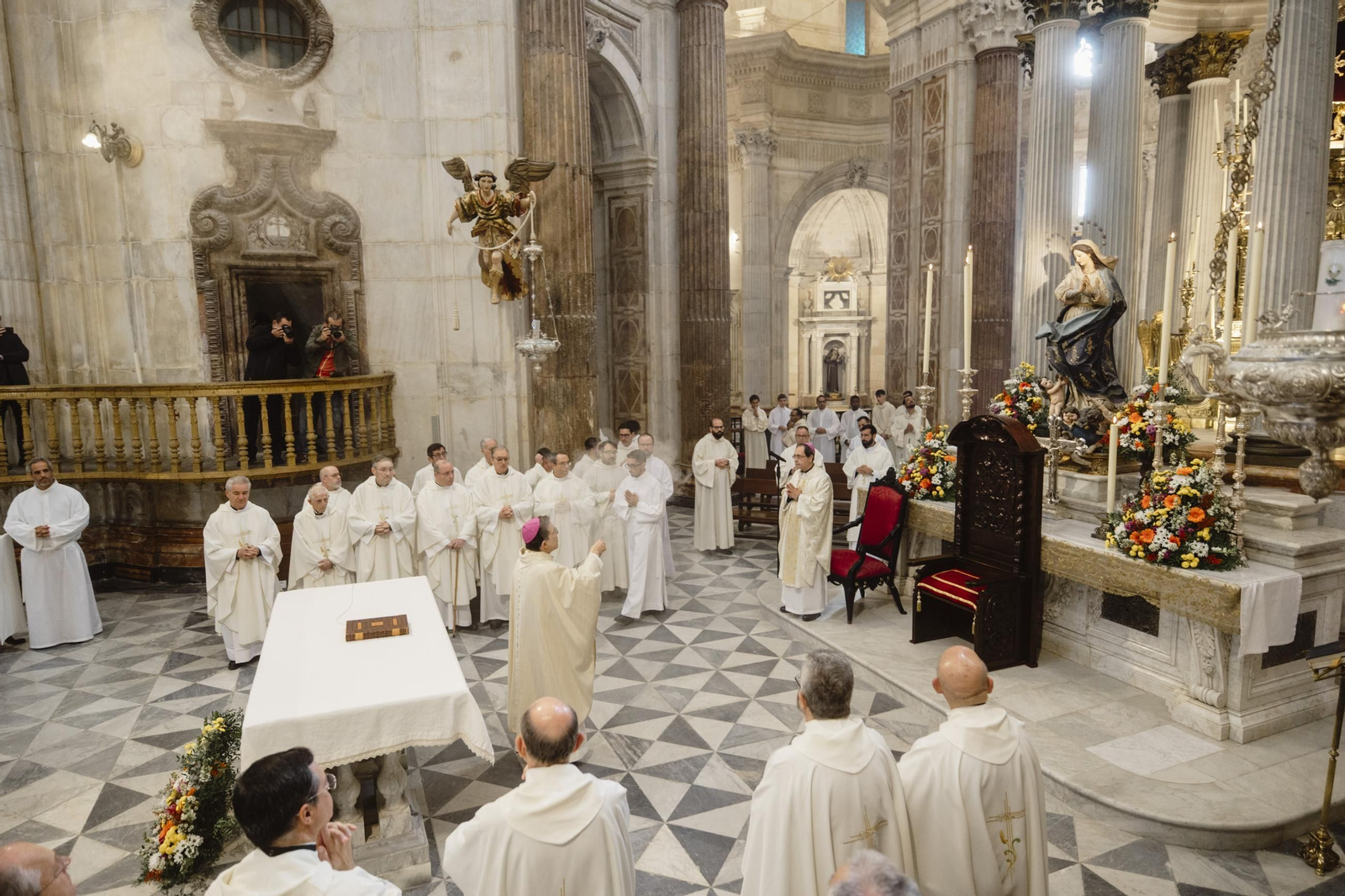 Imágenes de la presentación en Cádiz  del administrador apostólico de la diócesis