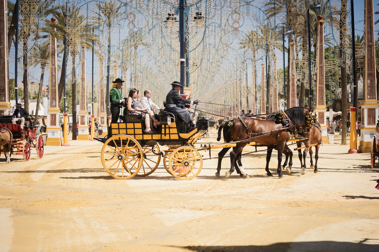 Calor y ambiente en el último día de la Feria de Jerez