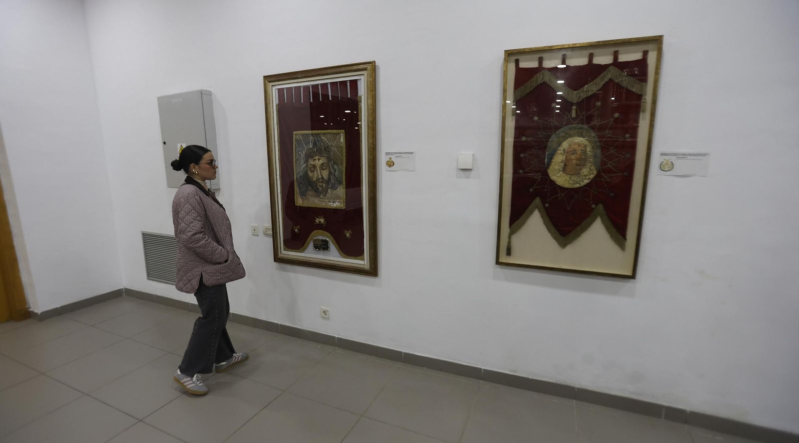 Fotos de la exposición comarcal cofrade en La Línea