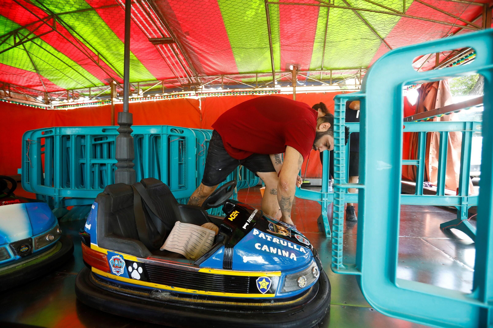 El montaje de la Velá de la Fuensanta, en imágenes