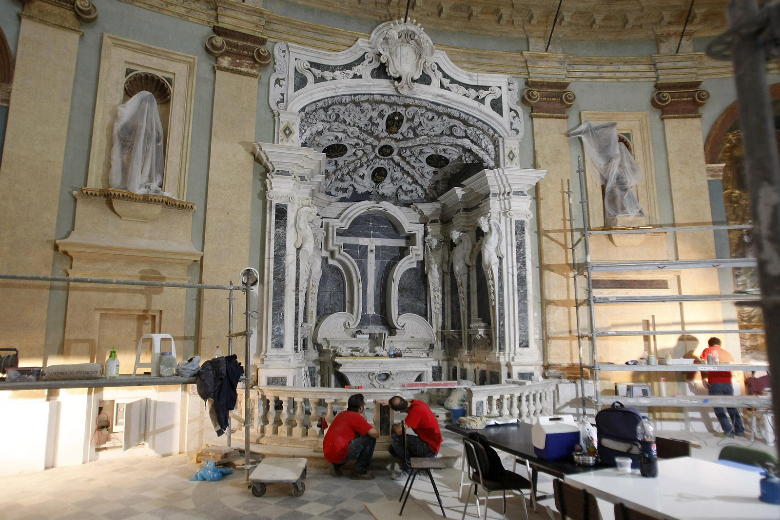Imágenes de cómo se salvo el Oratorio de San Felipe Neri de la ruina