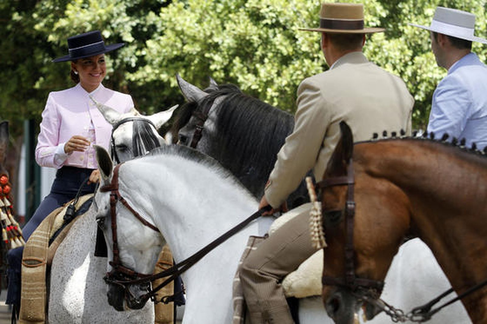 Hora de barrer la fiesta 

Foto: Lorena Avilés