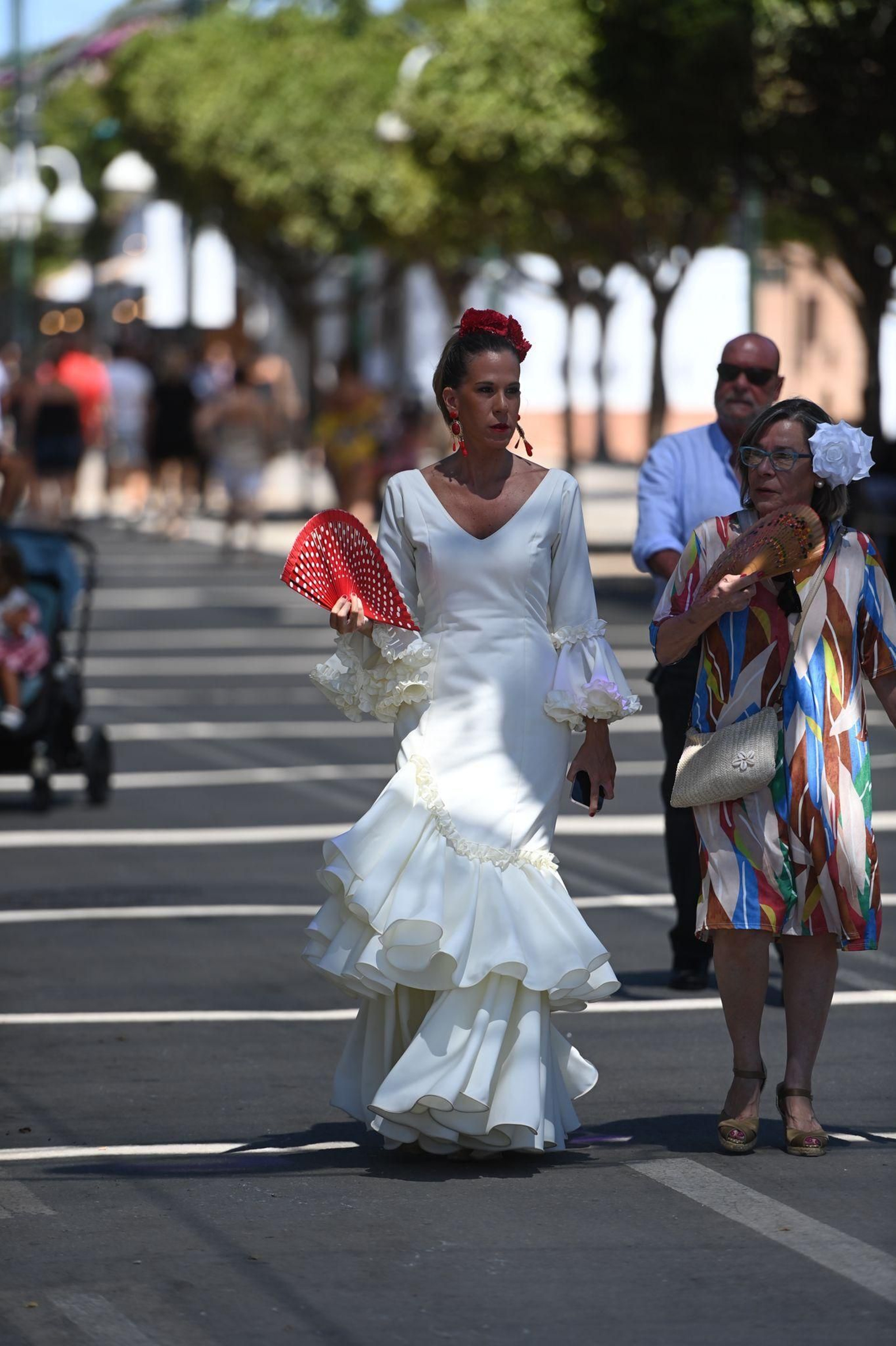 Las fotos del lunes festivo en la Feria en Málaga