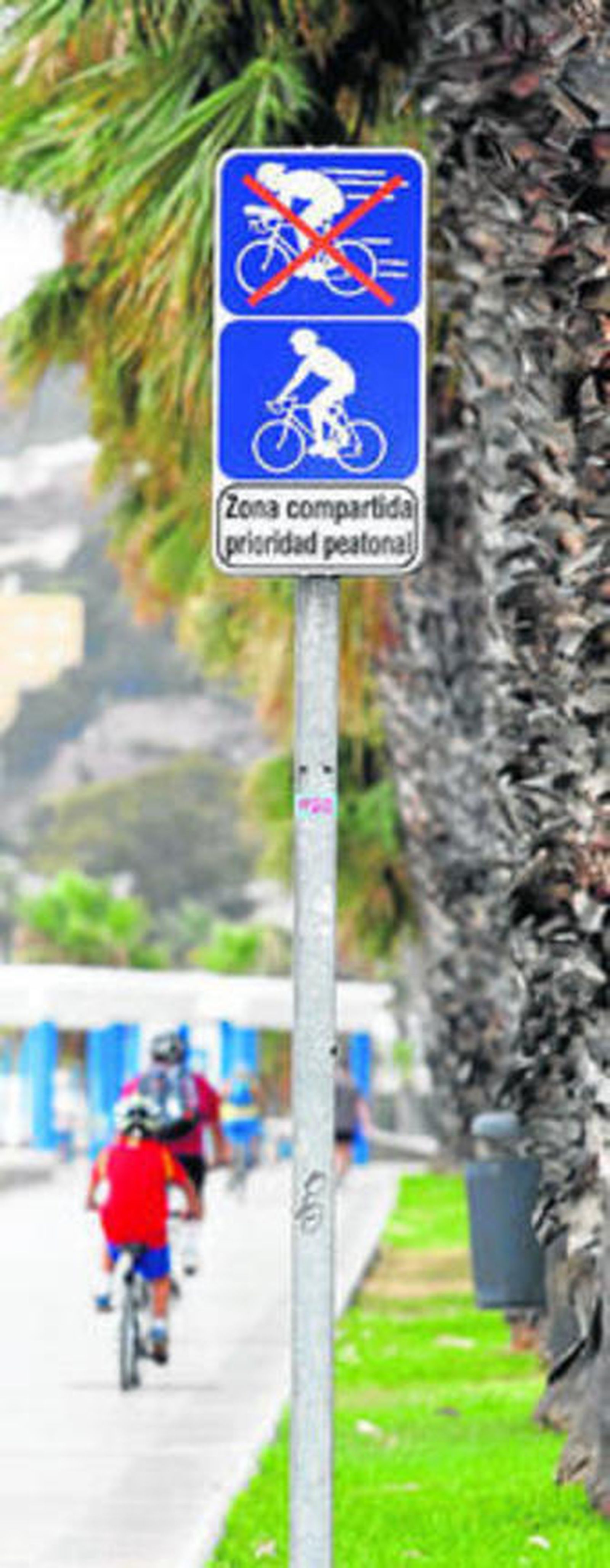 Señal en el paseo Pablo Ruiz Picasso.