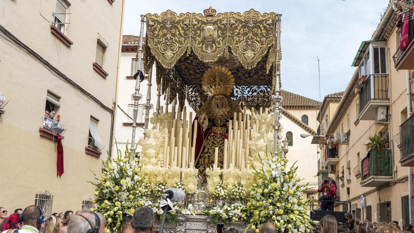 Fotos de El Trabajo en el Lunes Santo de la Semana Santa de Granada
