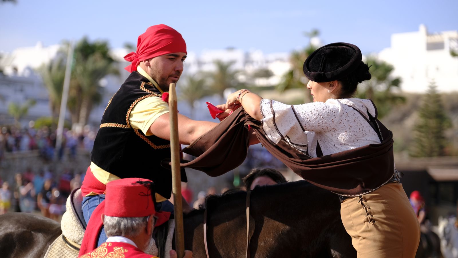 Moros y Cristianos de Mojácar en la Playa del Lance, en imágenes