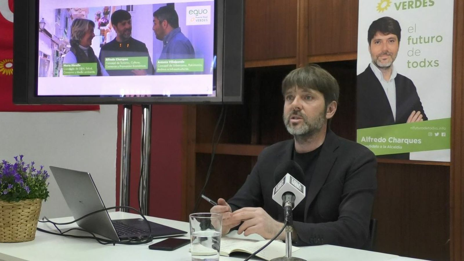 Alfredo Charques durante la presentación del programa