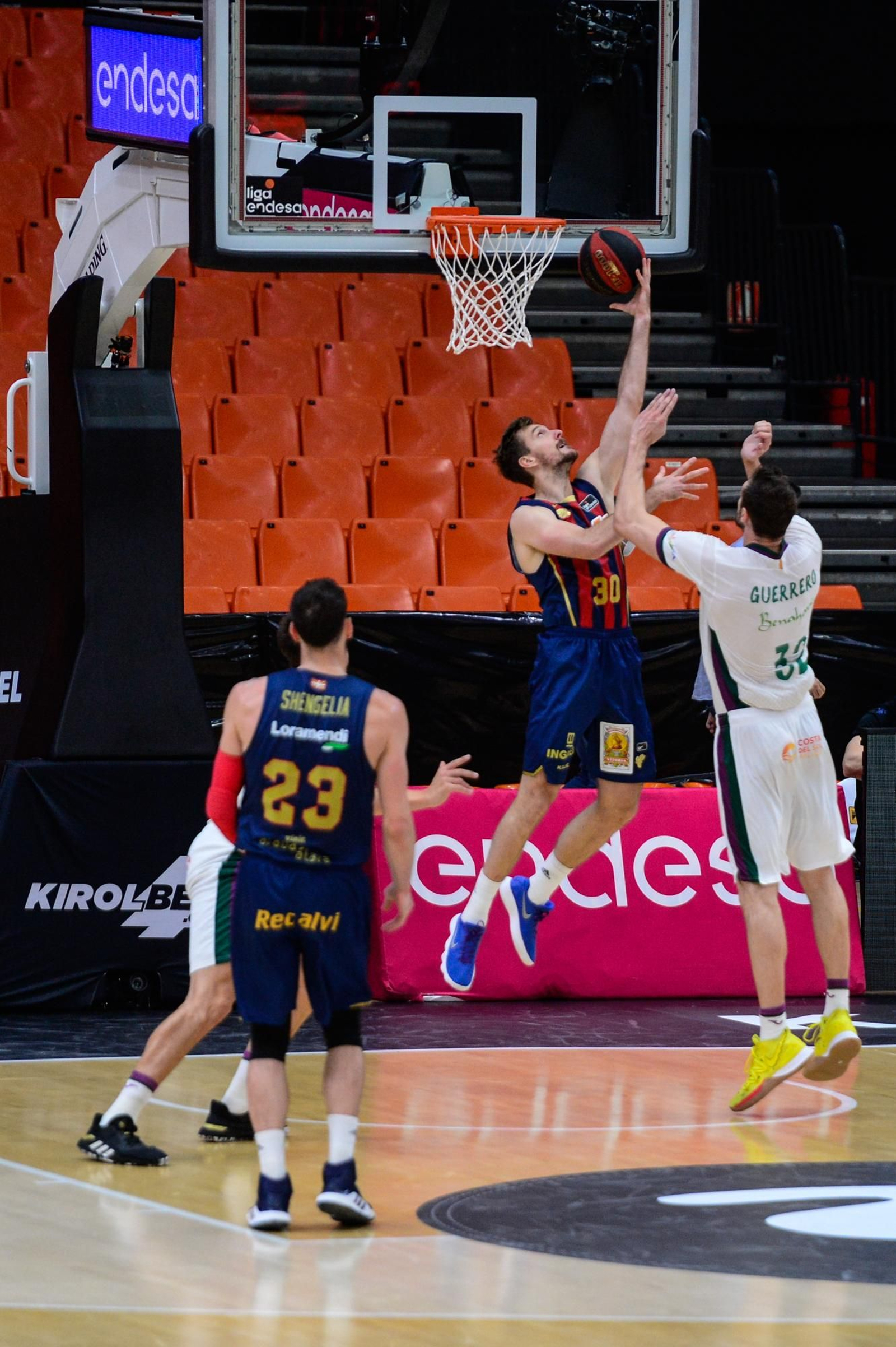 El Baskonia-Unicaja, en fotos