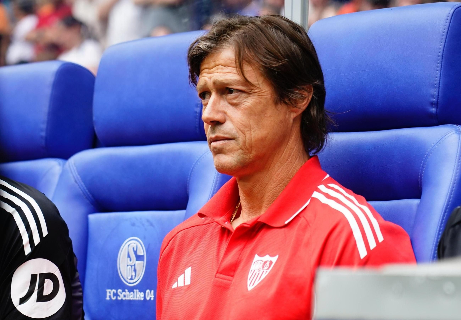 Almeyda, sentado en el banquillo en el partido del sábado.