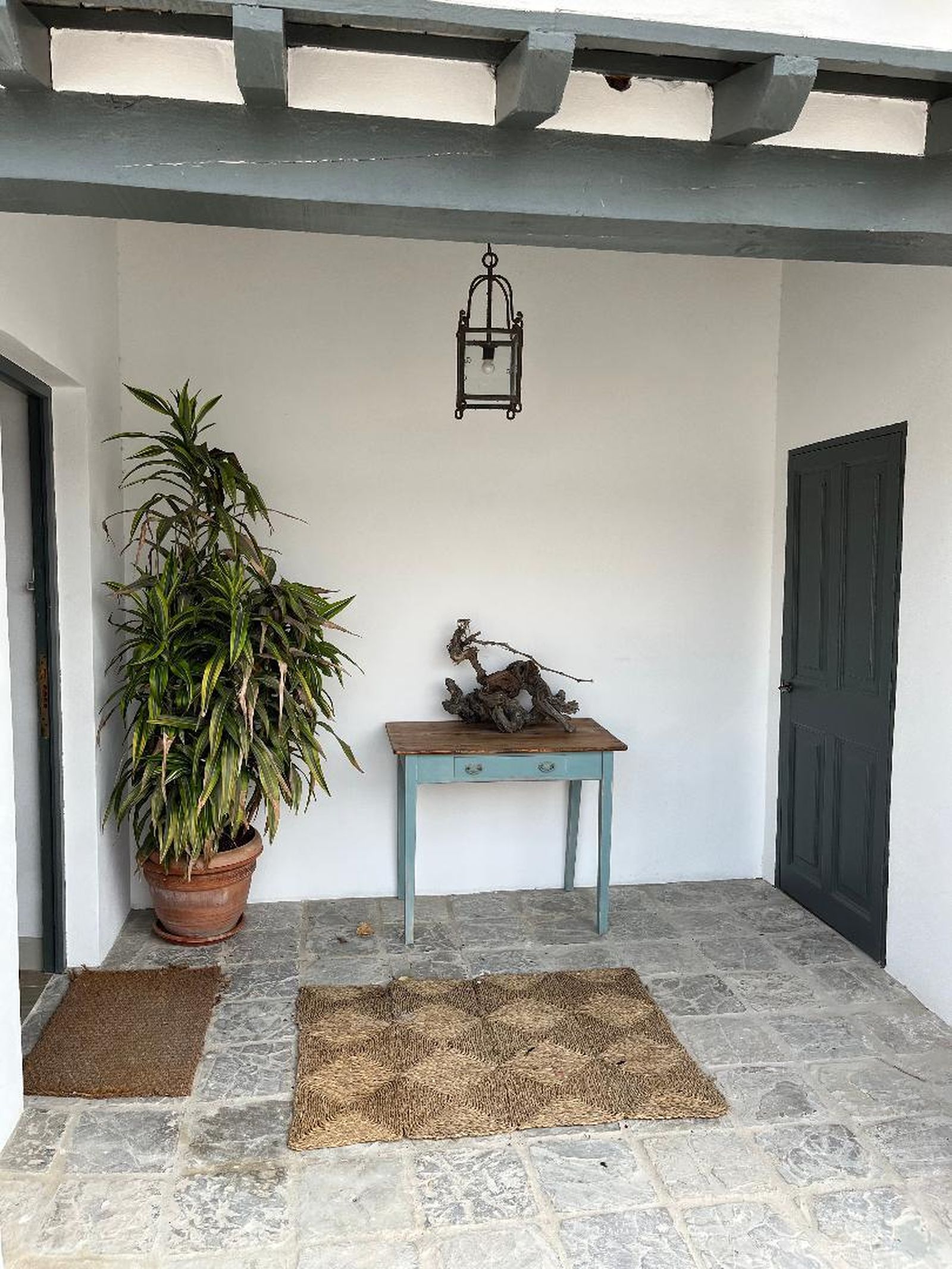 Las imágenes de un histórico cortijo en territorio de viñas y mostos