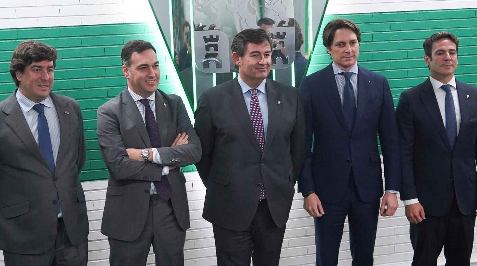 El consejo de administración de Infinity en el Córdoba CF, el día de su toma de posesión.