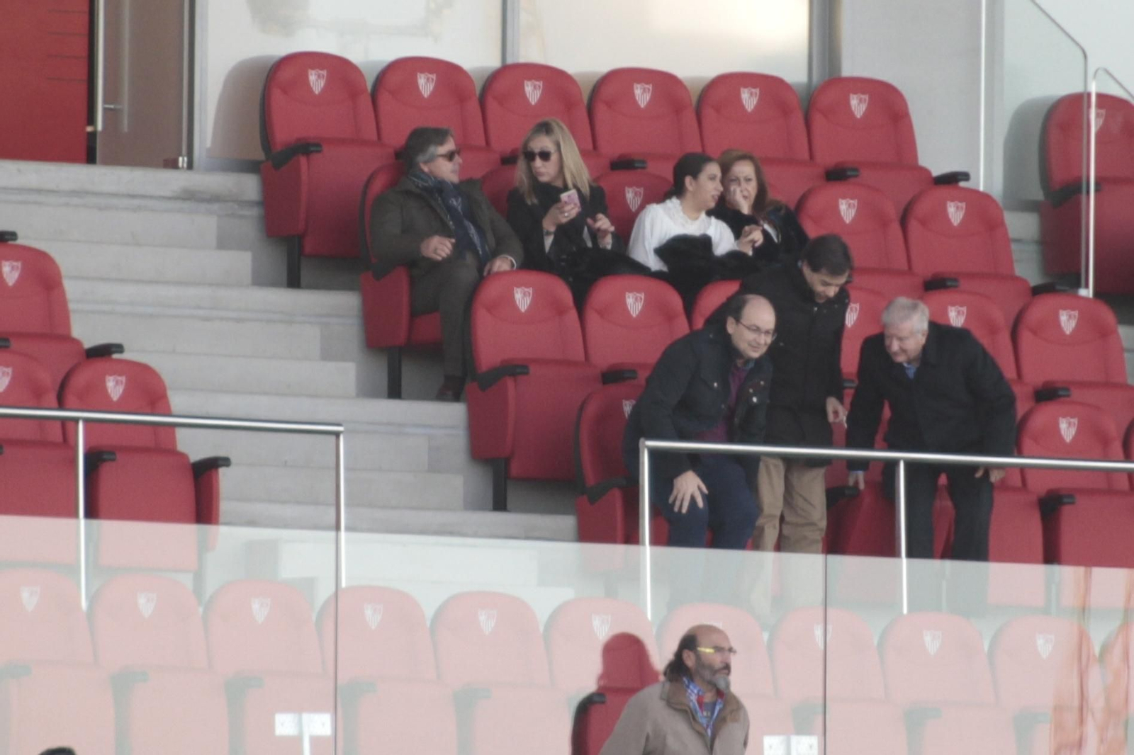El entrenamiento del Sevilla a puerta abierta