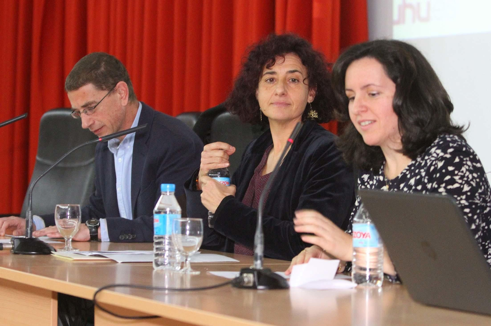 La universidad de Huelva da la bienvenida a los nuevos estudiantes Erasmus, en imágenes