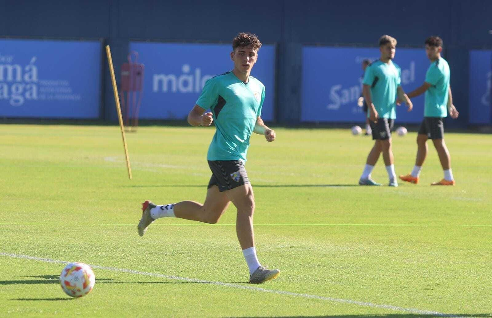 El Málaga suda antes de 'encerrarse' en Estepona