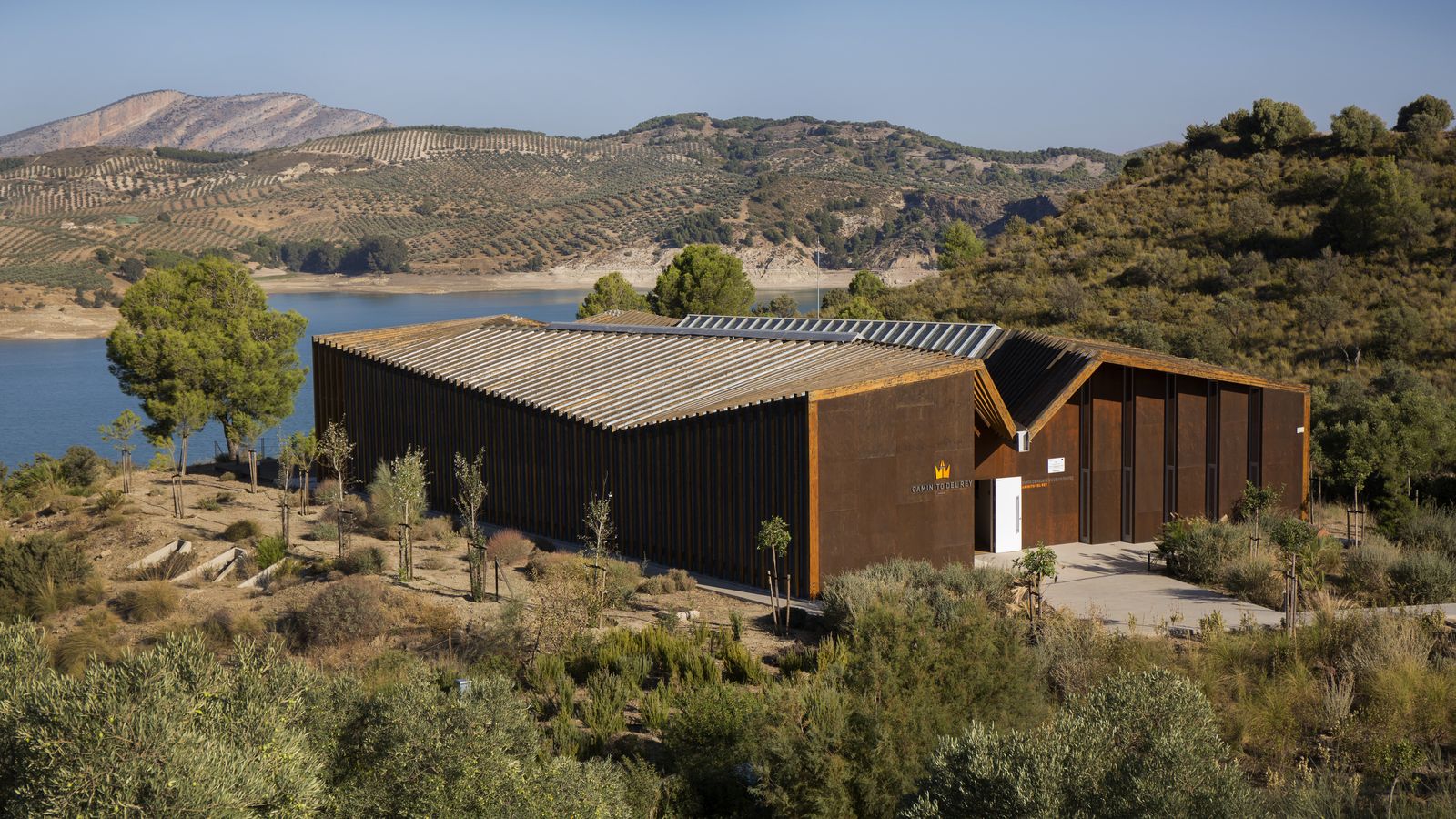 El centro de atención a visitantes del Caminito del Rey.