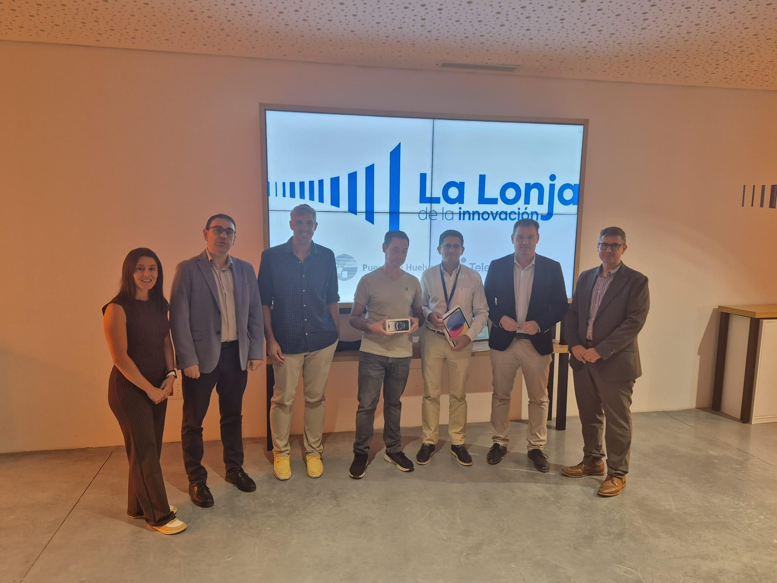 Rocío Díaz, Manuel Francisco Martínez, César Cepas, Carlos Núñez, Alberto Santana y Juan Marcelo Gaitán.