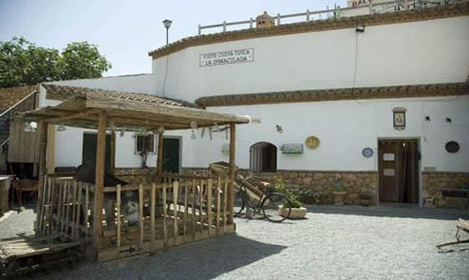 Ayuntamiento de Huélago. Cueva museo.