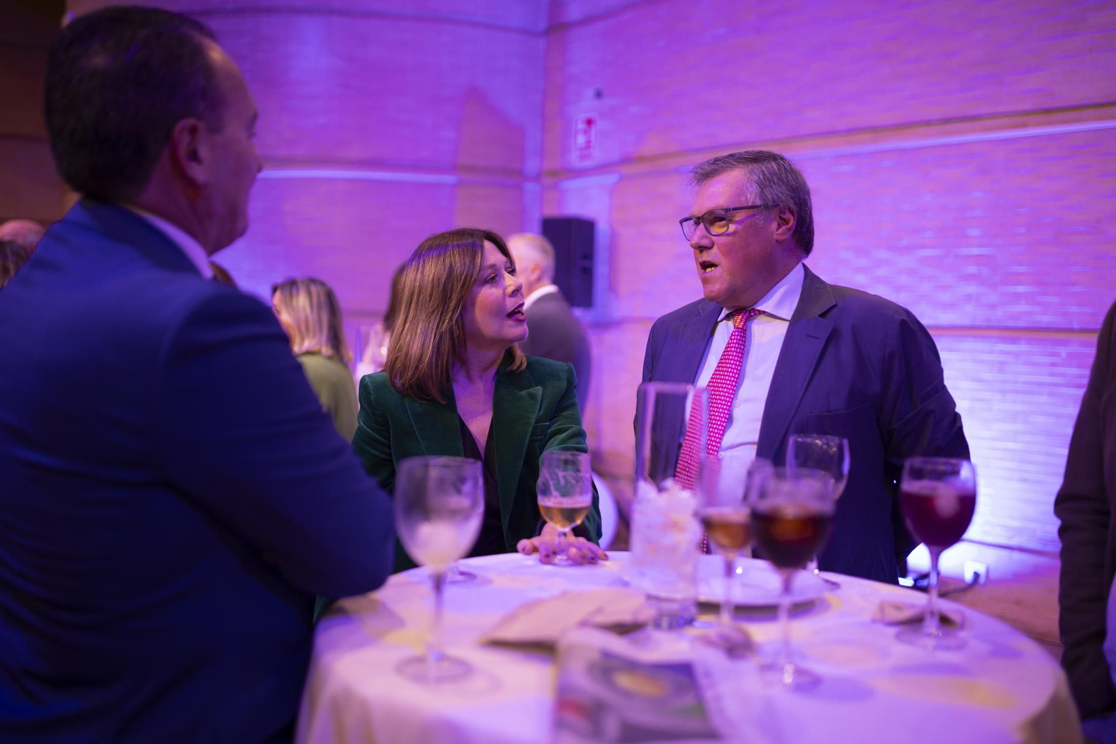 Imágenes de la recepción a los invitados a la gala del 40 aniversario de Huelva Información