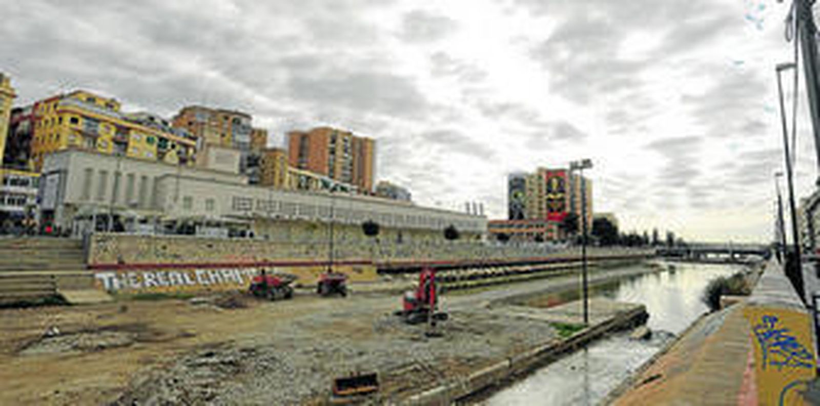 Desembocadura del río Guadalmedina, objeto de las obras para la eliminación de los malos olores.