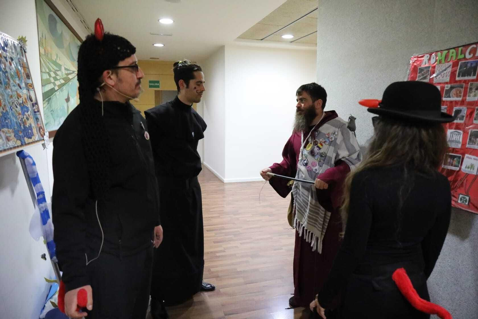 Imágenes de la segunda sesión del Concurso de Romanceros de San Fernando.