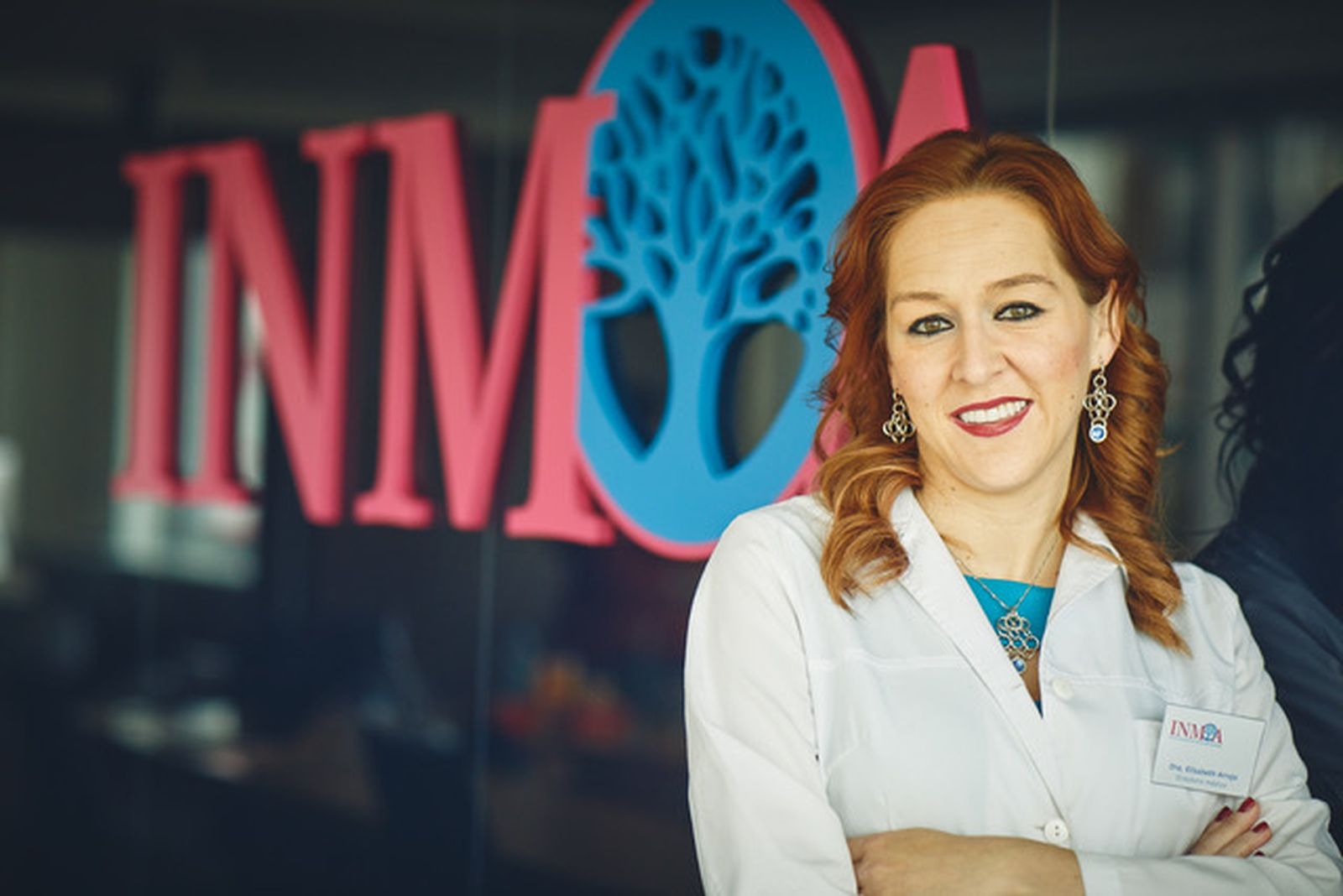 Este mes de octubre no puedes dejar de hablar de ella: Dra. Elisabeth Arrojo, oncóloga e investigadora