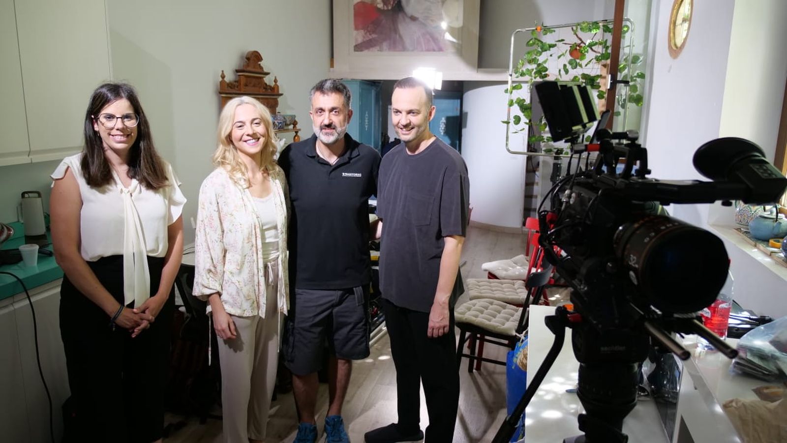 Visita de la diputada Almudena Morales al rodaje de ‘La zona vacía’.