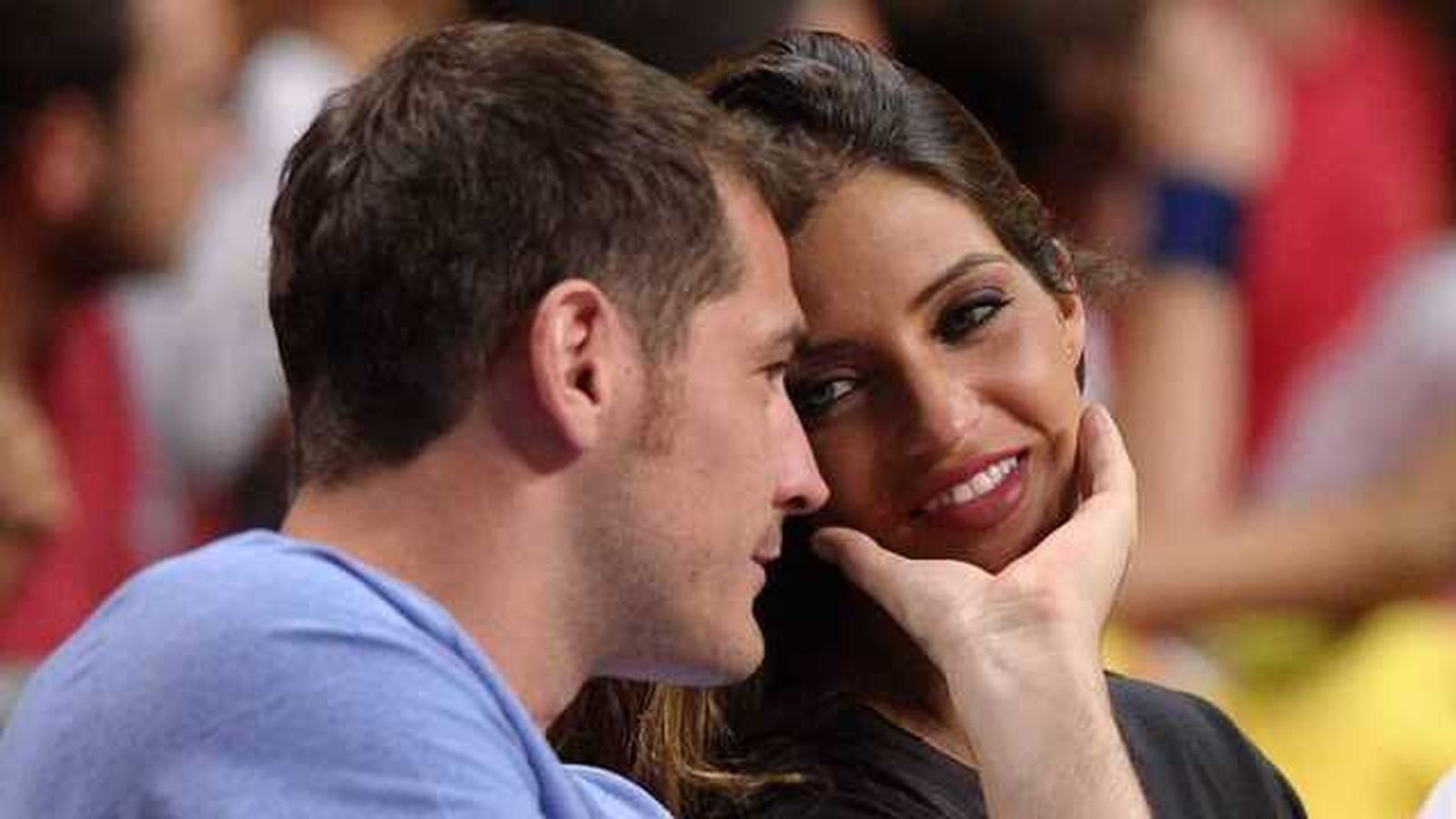 Casillas y Carbonero Su amor de principio a fin