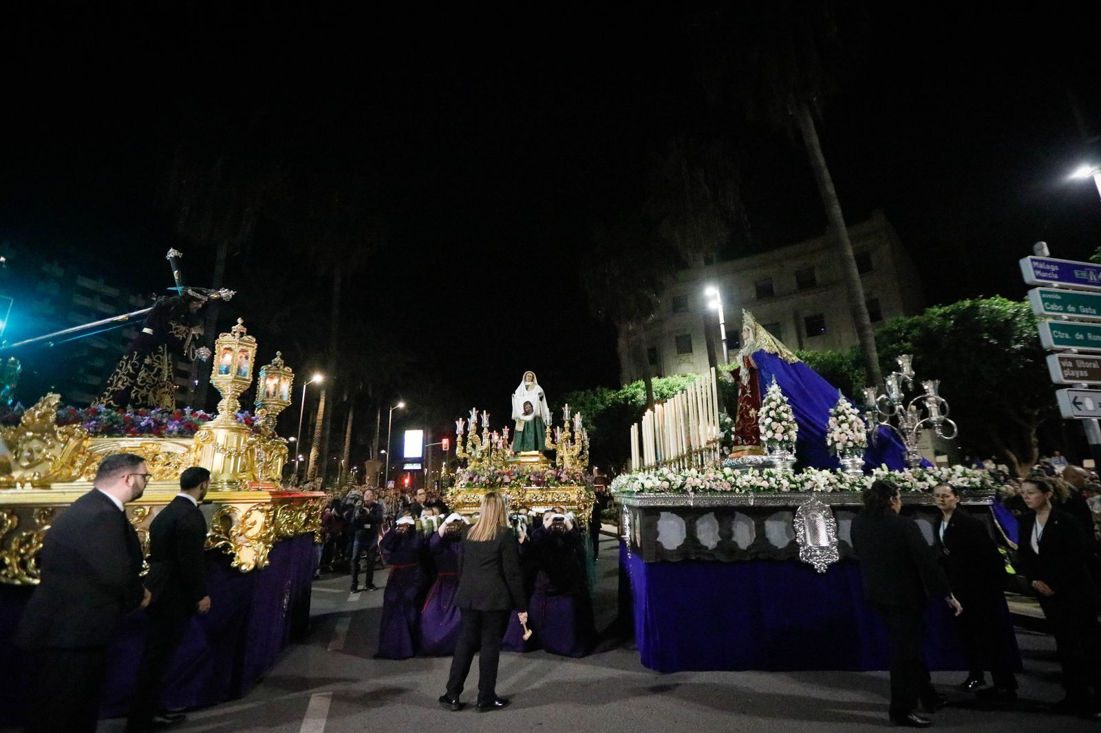 La procesión del Encuentro, en imágenes