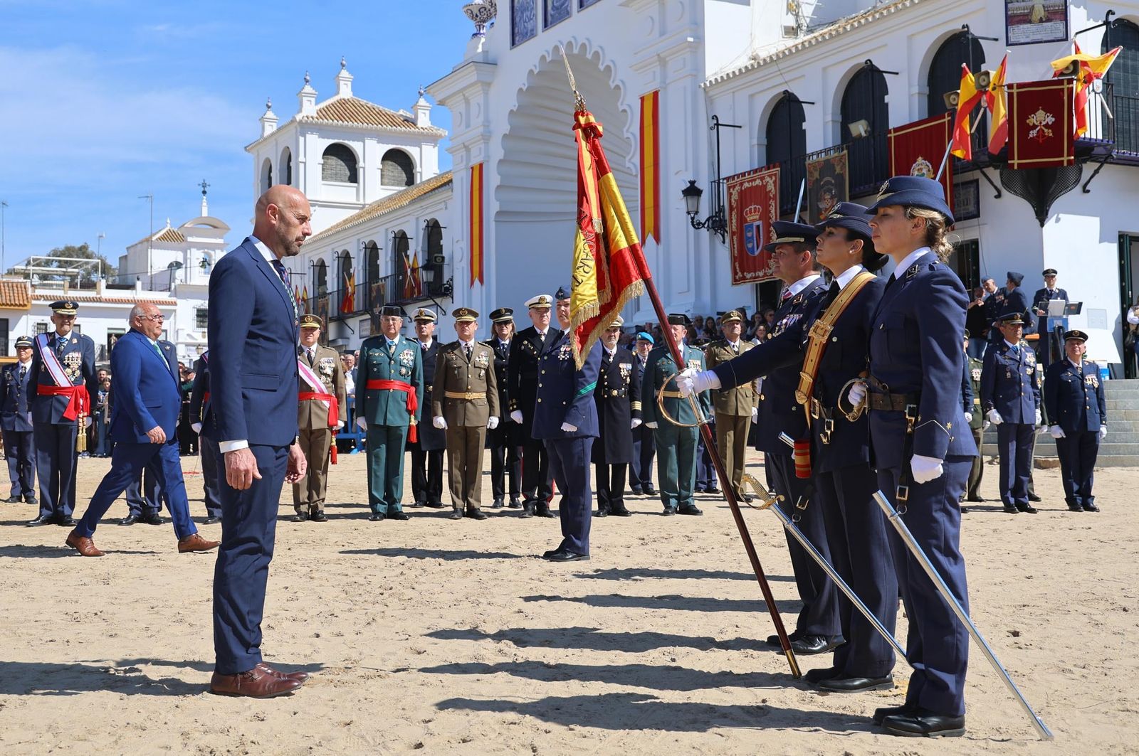 Imágenes del acto de Juramento o Promesa de Fidelidad a la Bandera Nacional en El Rocío