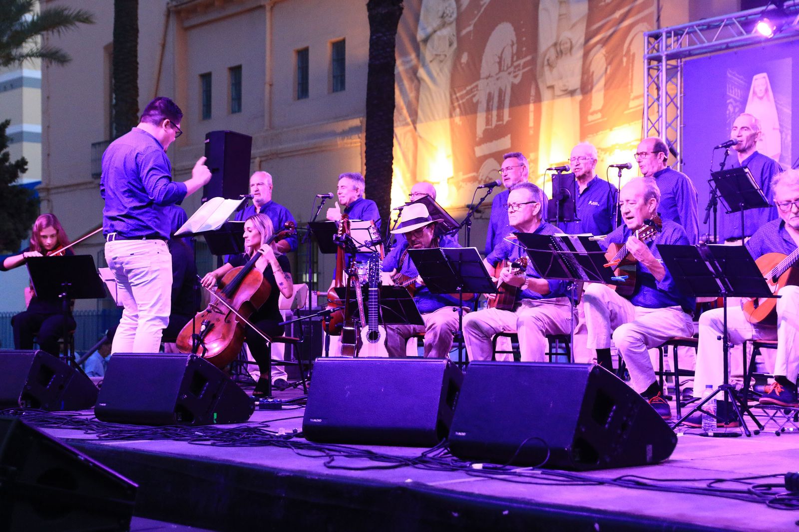 Las imágenes del Festival Enclave de Sol, con Almenara y Albaladre