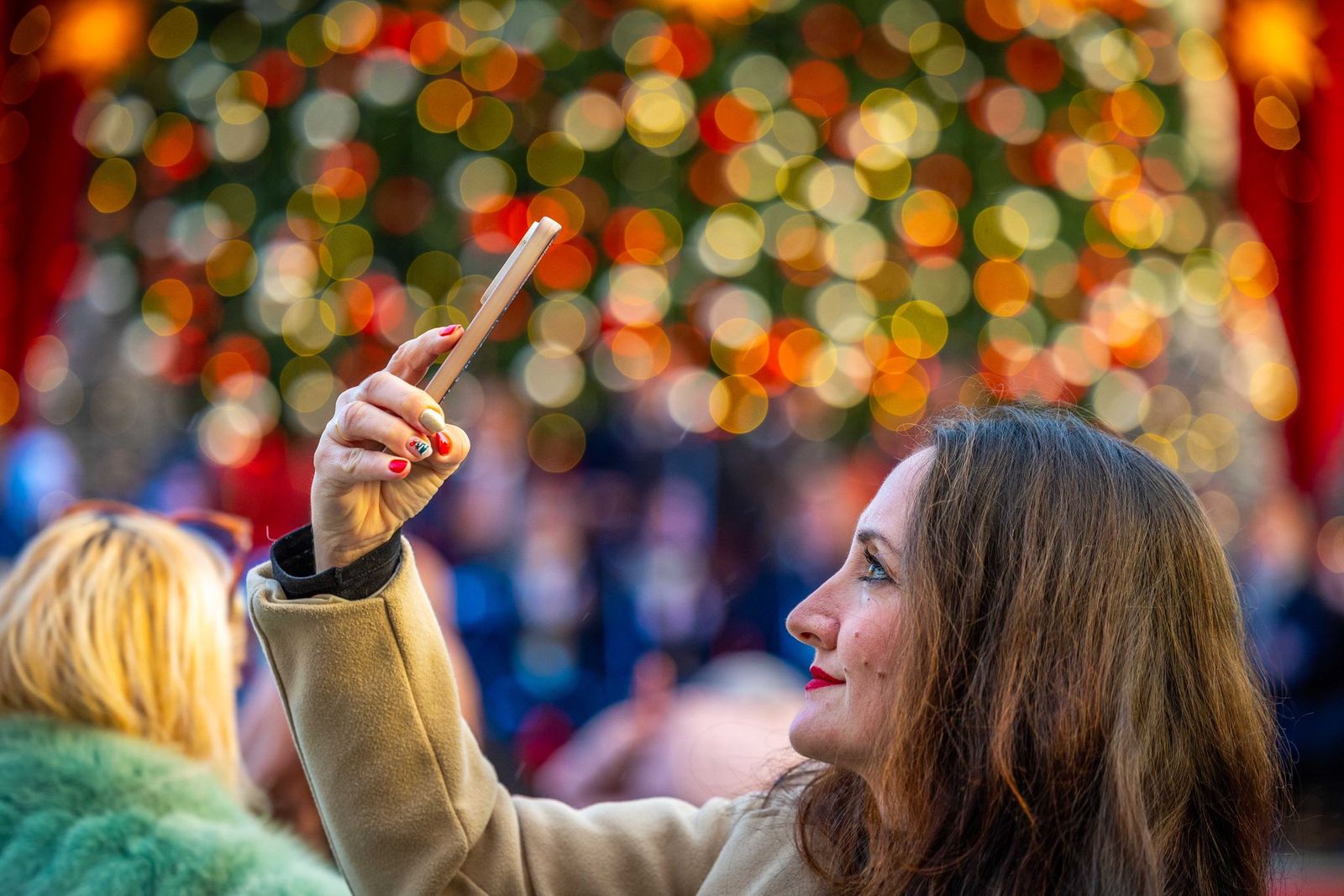 Segunda zambomba navideña en la plaza del Rey de San Fernando: las imágenes