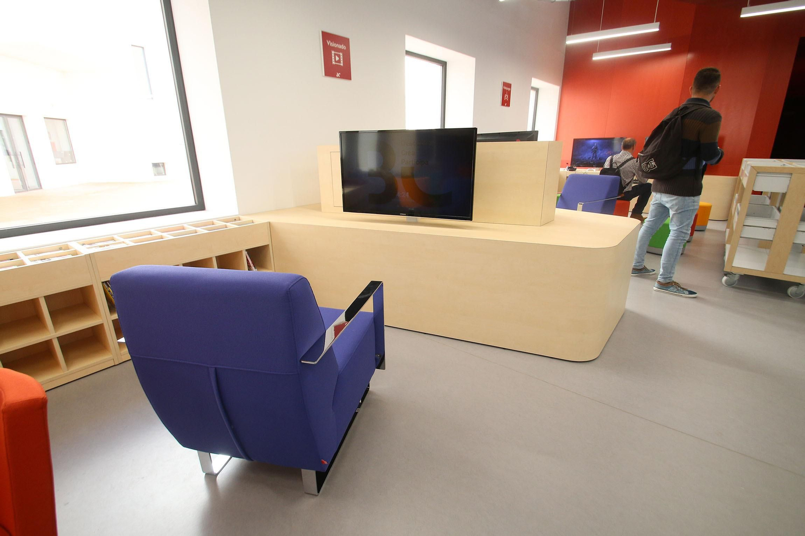 Fotogalería de la Biblioteca Central José María Artero