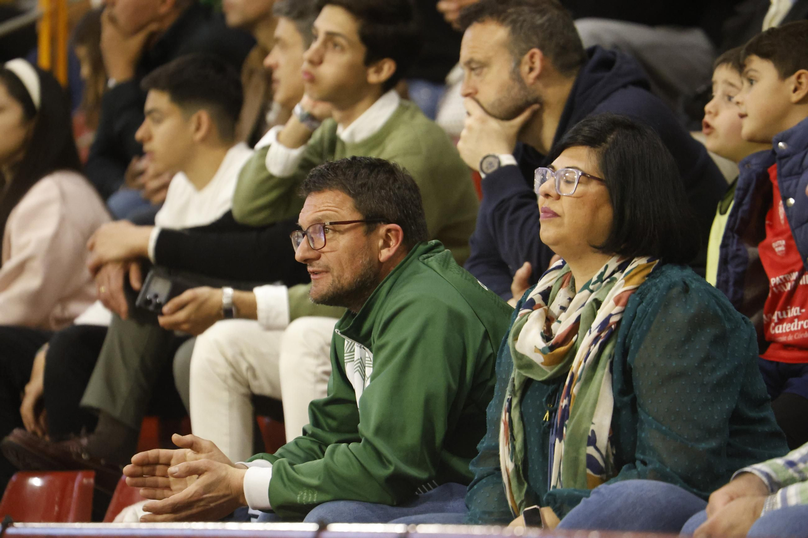 Las mejores fotos del ambiente en Vista Alegre para el Córdoba Futsal - Palma.