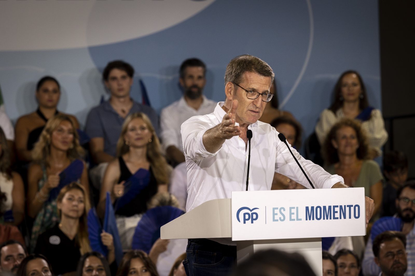 Las imágenes del mitin de Alberto Nuñez Feijoó en Cádiz