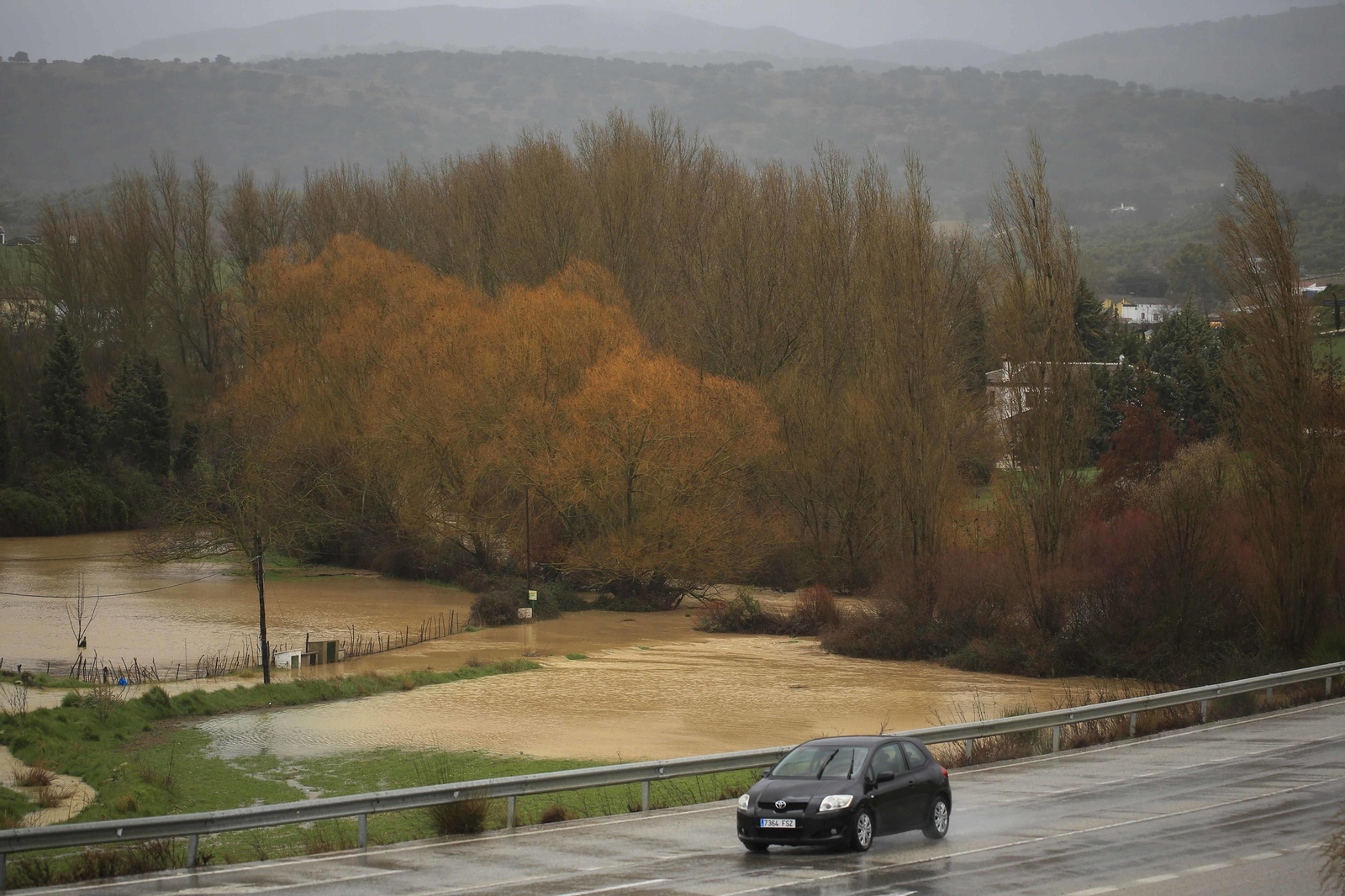 Temporal de viento y lluvia en la provincia