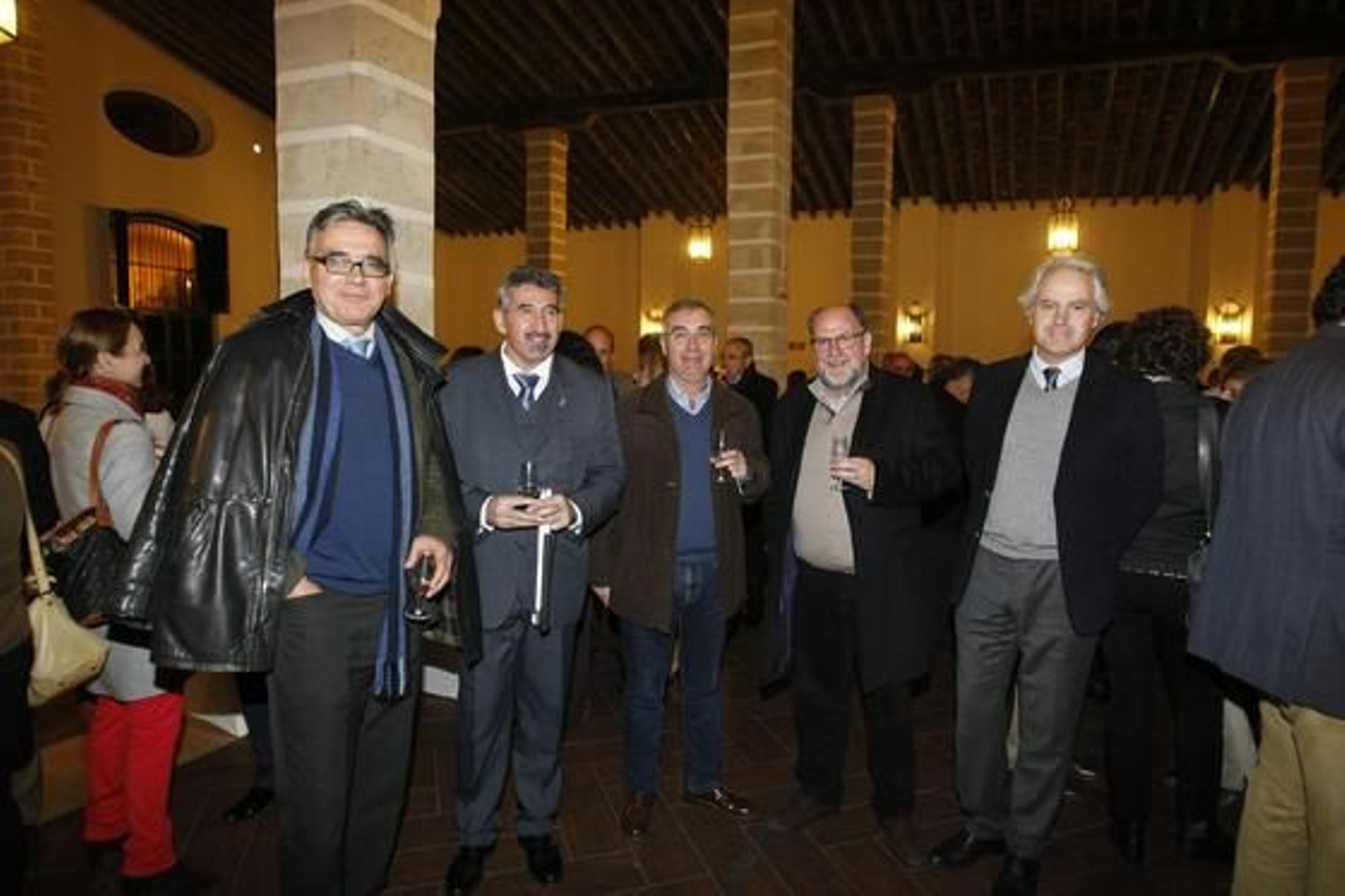 Javier Durá y Agustín Muñoz junto a Jaime Hernández, Manuel García y Francisco López. 


Foto: Pascual