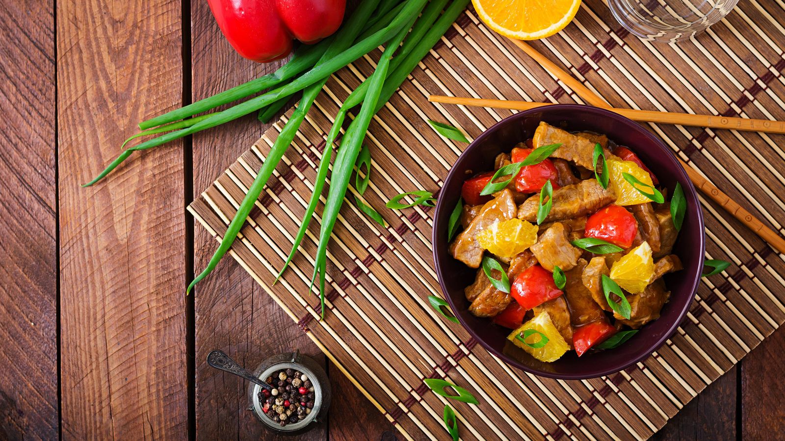 Wok de ternera con verduras.