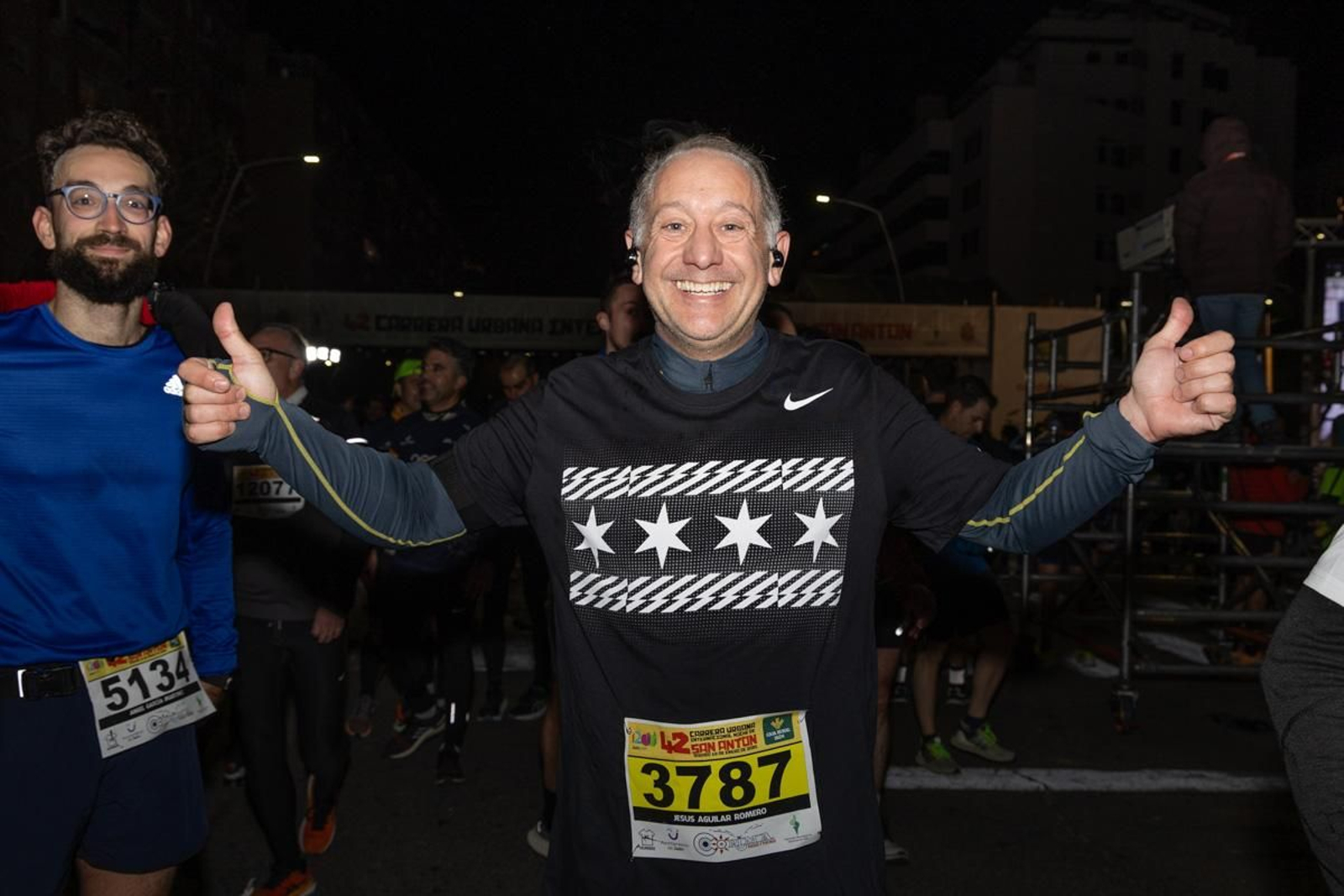 En imágenes: búscate en tu llegada a meta de la Carrera de San Antón 2025 (7)